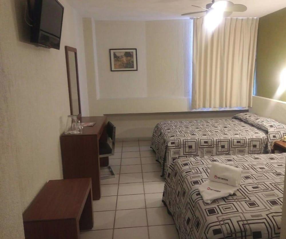 Hotel Terranova León Eksteriør bilde